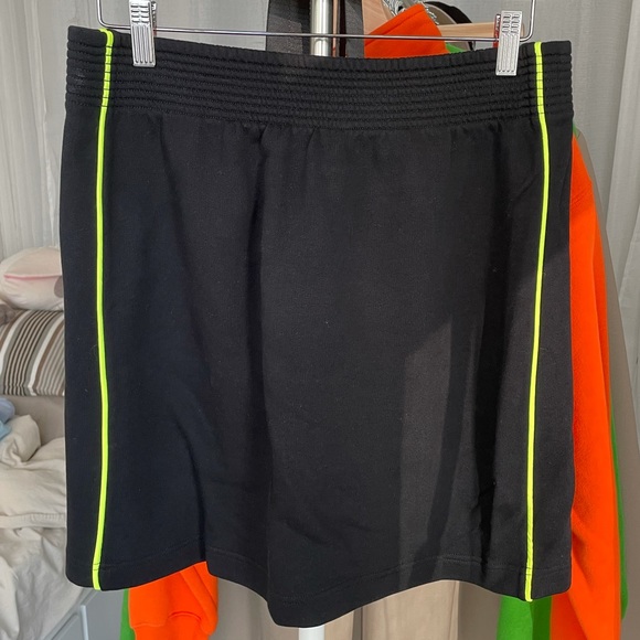 Kenzo Sport Logo Miniskirt - Picture 2 of 9